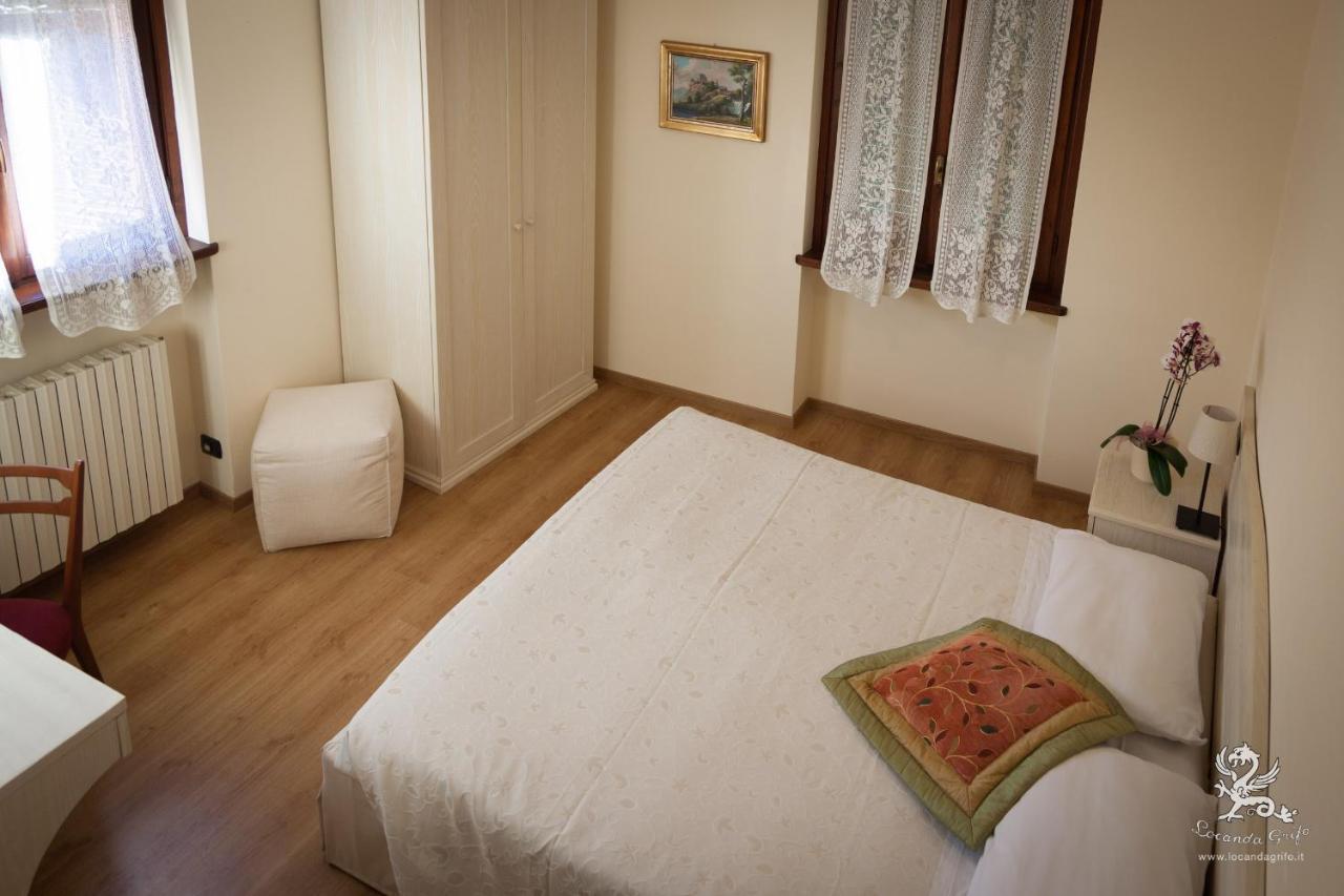 Il Grifo Bed and Breakfast Lenno Exteriör bild