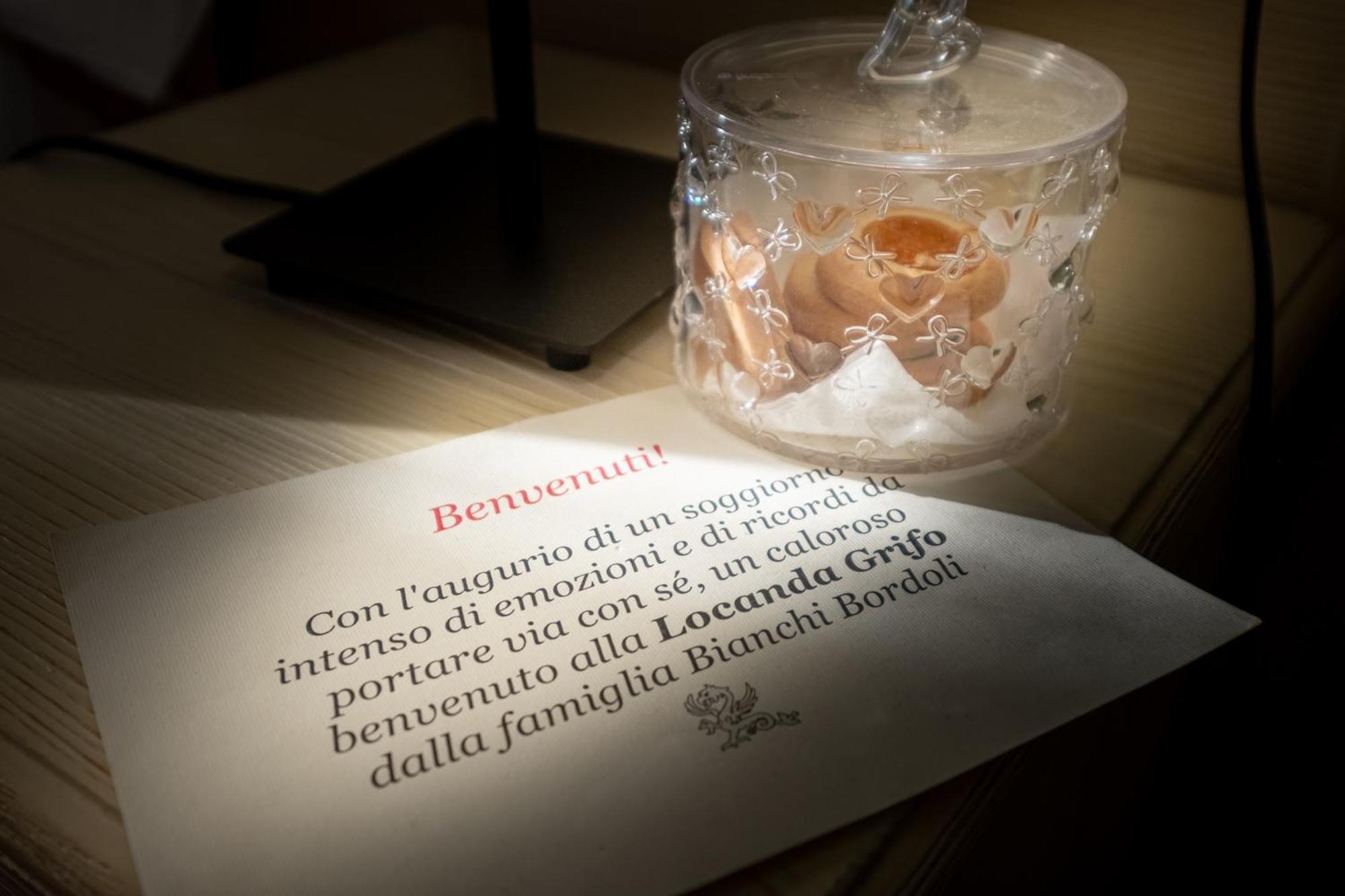 Il Grifo Bed and Breakfast Lenno Exteriör bild