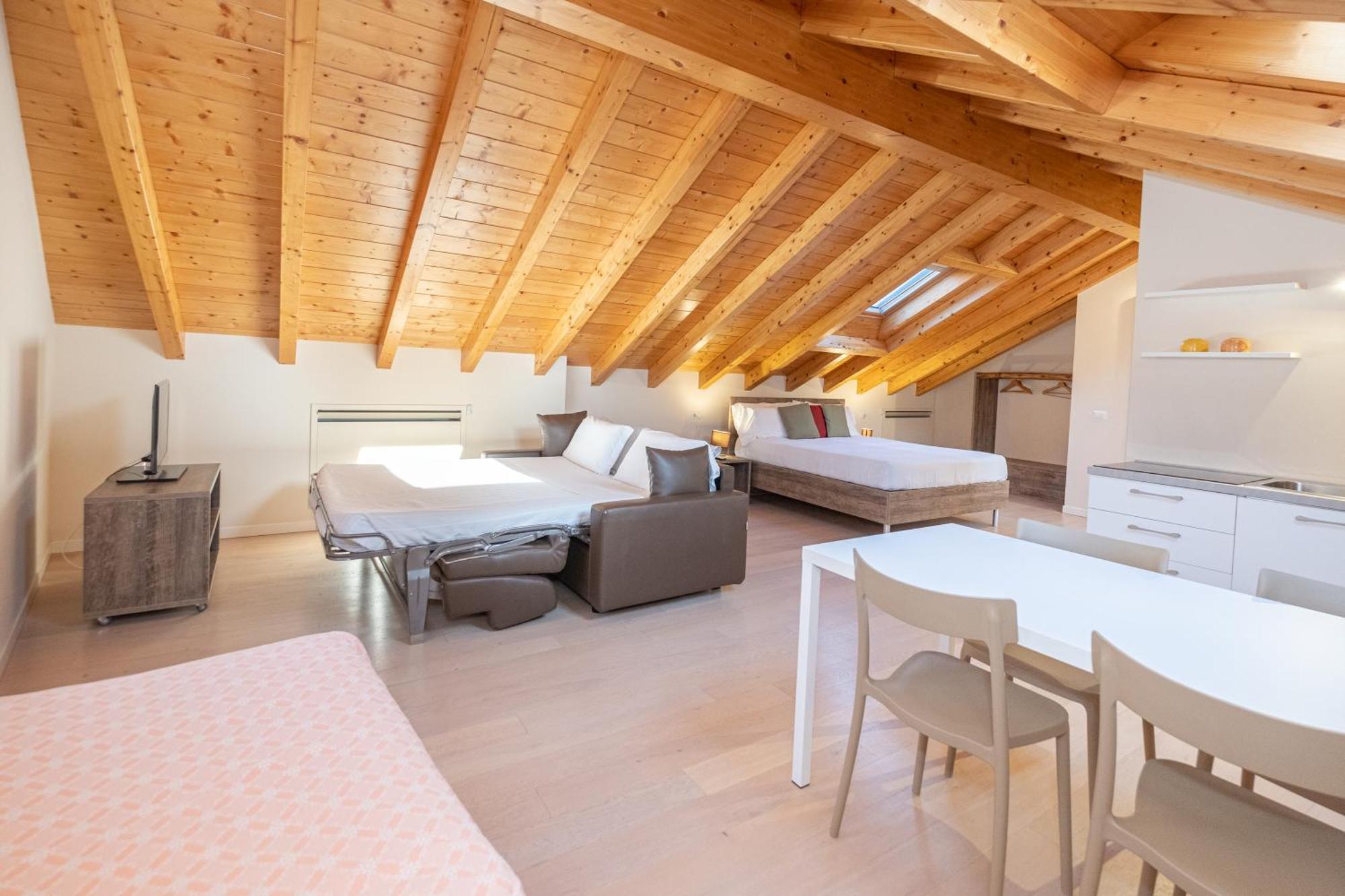 Il Grifo Bed and Breakfast Lenno Exteriör bild